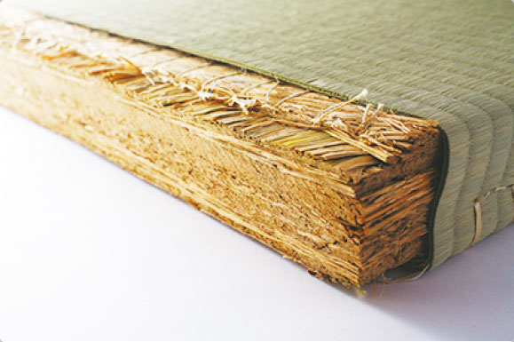 昔ながらの稲わらの畳床